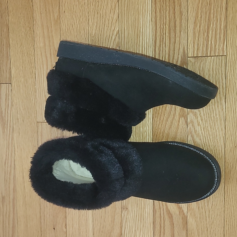 EUC Bebe Shoes 7